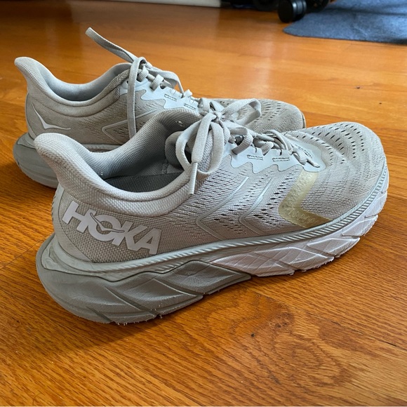 Hoka Shoes Used Hoka Arahi 5s Poshmark